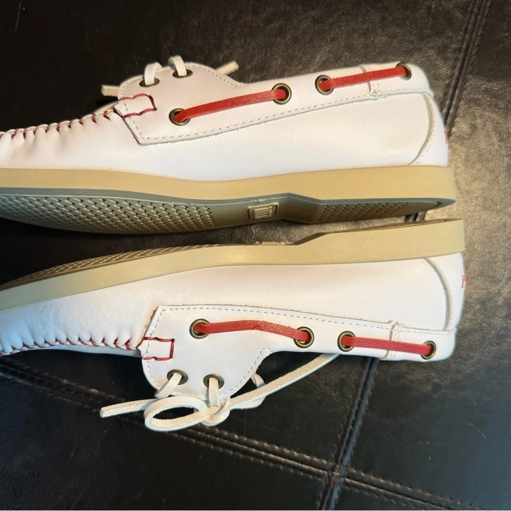 NIB Baseball 101 White and Red Men's Boat Shoes size 6